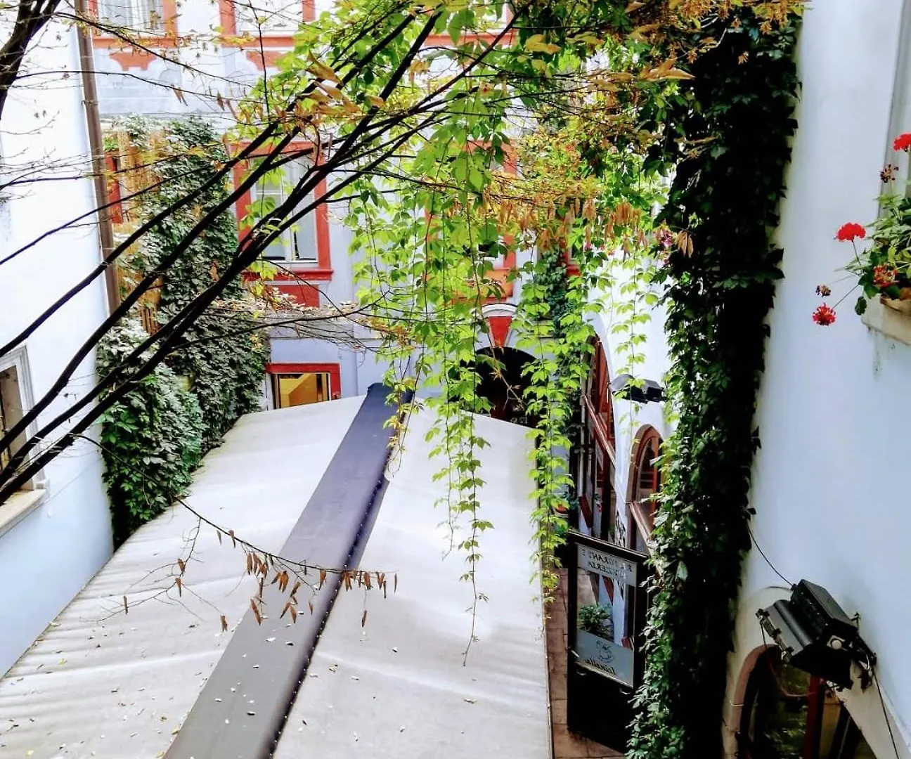 Hostel Homer - Old Town Square Praag