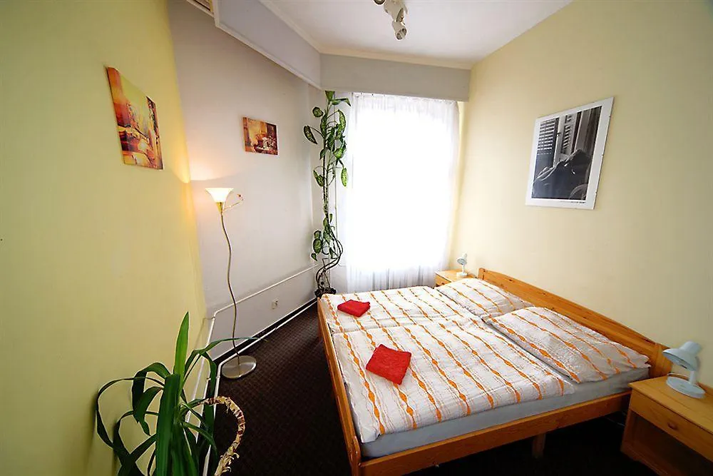 Hostel Homer - Old Town Square プラハ